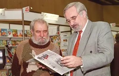 Петър Манолов - поетът, който гладува срещу режима и доближи 10 ноември