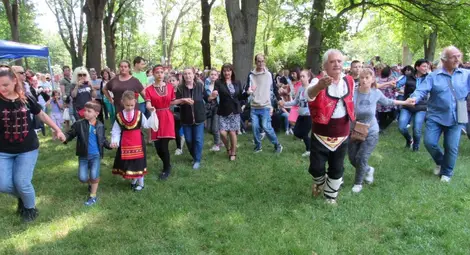 Илия Луков към публиката на &bdquo;Златната гъдулка&ldquo;: Хорото е голяма сила на нас, българите