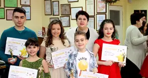 Пет награди донесоха „Слънцата“  от международен фест в Букурещ