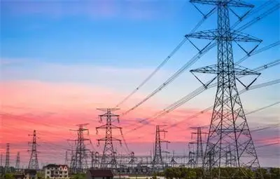 Отлагат вдигането на цената на тока с един месец