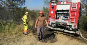 Самонастанили се в изоставени вили заподозрени за големия пожар край Русе