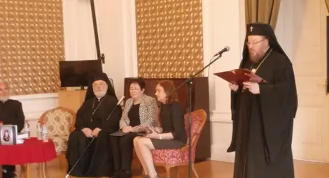 &bdquo;Търсен от хората, следен от властта&ldquo; върви по нелекия път на епископ Антоний