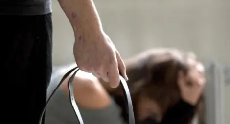 Военен насилвал жена си пред невръстния им син