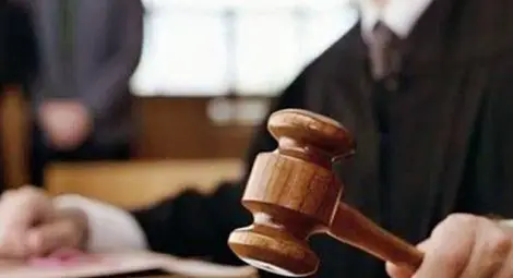 48-годишен скот блудствал с доведената си внучка