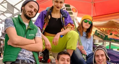 „Керана и космонавтите“ пеят на кея в събота „Керана и космонавтите“ пеят на кея в събота