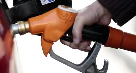 Цената на горивото: 2,20 за литър &ndash; левче за държавата, 20 ст. за търговеца...