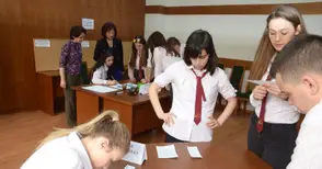 Десетокласници от Английската се състезаваха по правни теми