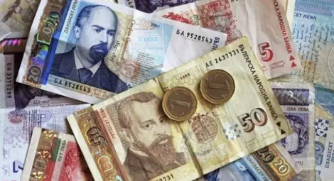 Бизнесът отново атакува добавката за прослужено време