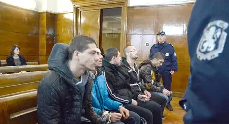 8-членната група наркодилъри плаща над 10 000 лева глоба