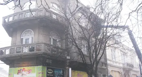 Собственици на паметник на културата ще ремонтират фасадата