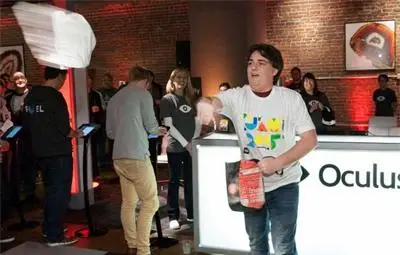 Как живее 22-годишен, продал компанията си за 2 млрд. долара