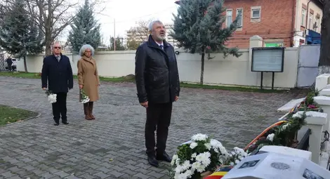 Областният управител на Русе Драгомир Драганов: Движението по Дунав мост ще се извършва двупосочно  за коледно-новогодишните празници