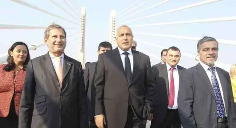 Борисов, Понта и Хаан на разходка по "Дунав мост 2"