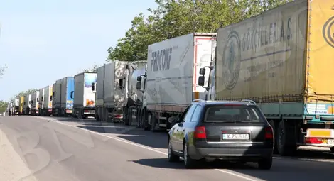 Прекратиха блокадата на турската граница