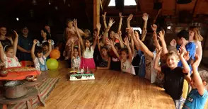 Центърът за обществена подкрепа води 31 деца от Ценово по пътеките на познанието