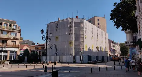 240 000 допълнително общинско финансиране за ремонта на бившия Дом на учителя