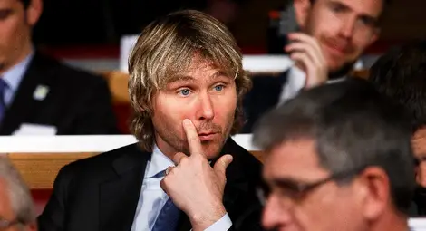 Недвед: Мачът с Барса започва от 0:2