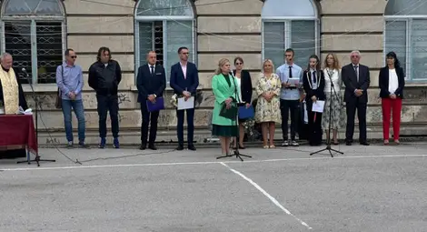 Председателят на Окръжен съд &ndash; Русе  Николинка Чокоева гостува на тържество за първия учебен ден в СУ &bdquo;Йордан Йовков&ldquo;