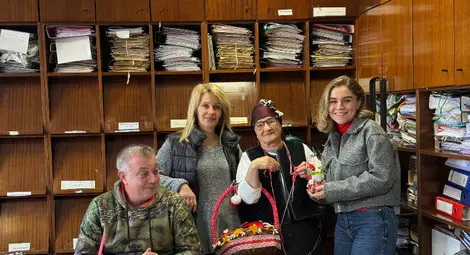 „Подари усмивка“: Мартеници с кауза тръгнаха от Центъра за хора с увреждания в Ценово към цялата община „Подари усмивка“: Мартеници с кауза тръгнаха от Центъра за хора с увреждания в Ценово към цялата община