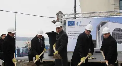 Информационен център в Русе ще контролира трафика на кораби по Дунава