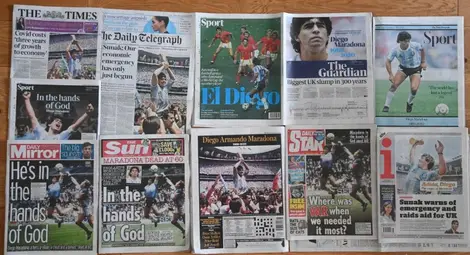 &bdquo;Господ е мъртъв&ldquo; &ndash; Световната преса отдаде почит на Марадона