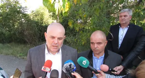 Зам. главният прокурор Иван Гешев даде брифинг на място във Ветово.                                                             Снимка: Русе Медиа