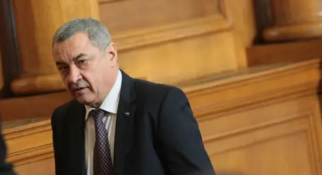 Патриотите искат тройна коалиция с ГЕРБ и БСП