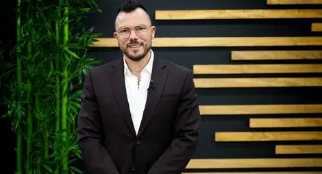 Макс Баклаян отпадна от Hell&rsquo;s Kitchen, Платинените с първи пълен успех в кухнята