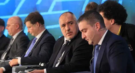 Горанов: Еврото не е &bdquo;сребърен куршум&ldquo; за проблемите в икономиката