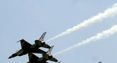 Армията на САЩ навлиза в авиобаза "Безмер"