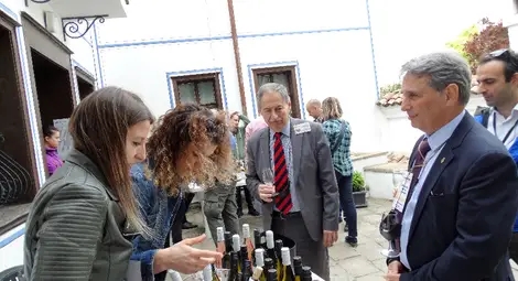 Проф. Пламен Моллов и Любозар Фратев дадоха старт на &bdquo;Вино и гурме&ldquo;