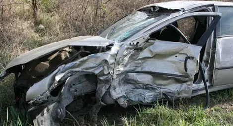 Тийнейджър прати петима в болница, след катастрофа край Кубрат