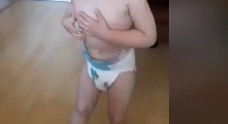 Издирват бащата и други близки на малтретираното дете от Перник