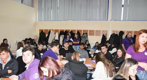 В Русенския университет беше открито междурегионалното състезание "ЗАНАЯТИ С БЪДЕЩЕ"