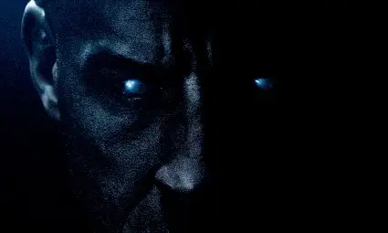 Оригинален плакат &ldquo;Ридик&rdquo; с автограф от Вин Дизел, получава&hellip;..