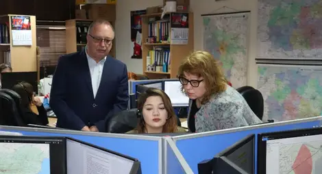 На над 350&nbsp;000 сигнала са реагирали от Районен център 112 в Русе  през изминалата година. 155 от тях са неверните