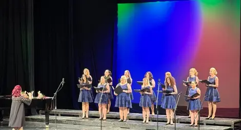 С празничен концерт хор "Дунавски вълни" изпрати много успешен творчески сезон