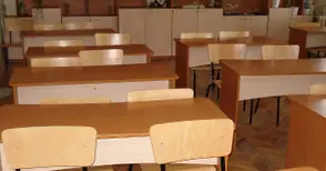 Броят на завършващите седмокласници е по-малък от местата в плана за прием