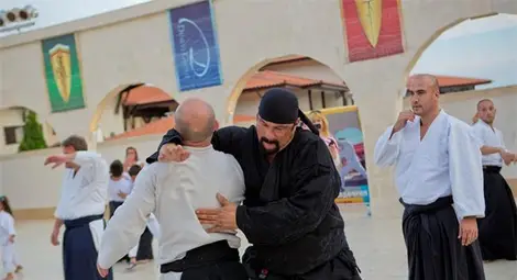 Стивън Сегал с открита тренировка по айкидо в Св. Влас (Снимки)