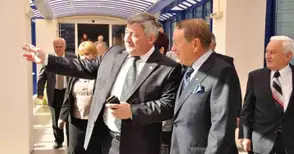 Игнат Канев каза „Да“ за 2 милиона на университета