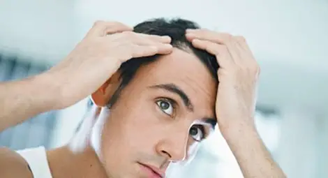 Лекарство против оплешивяване намалява жаждата за алкохол 