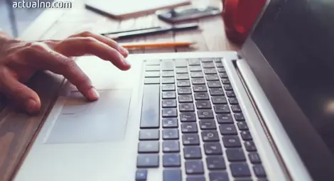 Мъж поискал 5000 лева, за да   спре секс клипове с бившата