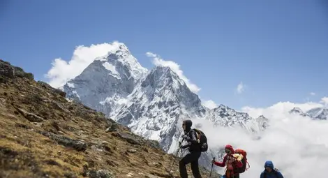 Шерп счупи световния рекорд, изкачвайки Еверест 24 пъти