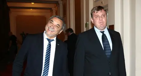 Без изненади: Патриотичният фронт остава зад Борисов