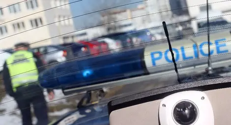 Беглец от възпитателно училище опитал да краде коли в Бяла