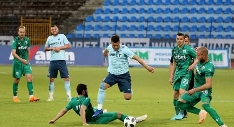 „Дунав“ и „Витоша“ отложиха развръзката за понеделник „Дунав“ и „Витоша“ отложиха развръзката за понеделник