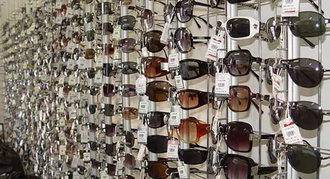 Започват масирани проверки на слънчеви очила