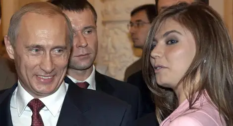 Путин не бил болен, а в &bdquo;бащинство&ldquo;