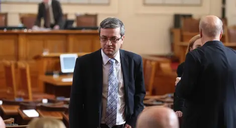 Биков към БСП: Не знаете как да работите с компромати