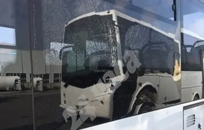 Разследващи: Не с пушка, а с прашка са обстрелвани двата автобуса в Пловдив